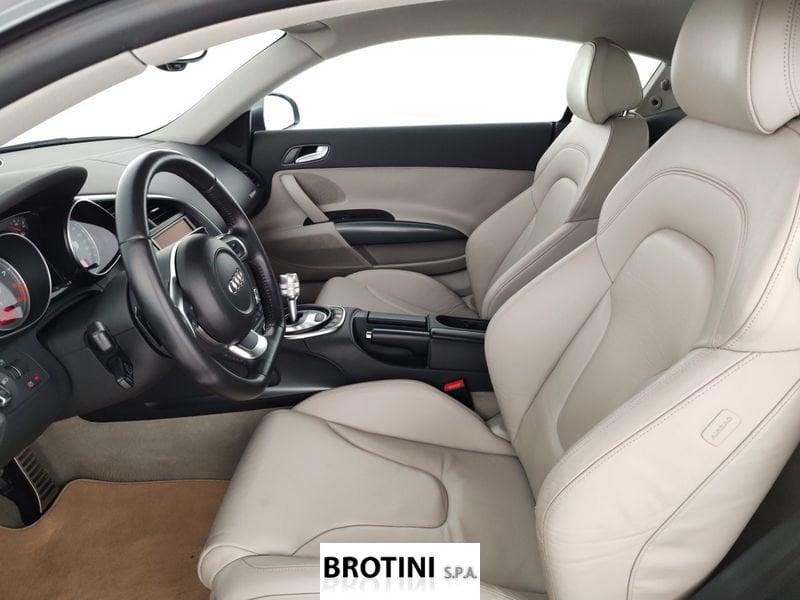 Audi R8 R8 Coupe 4.2 V8 quattro r-tronic