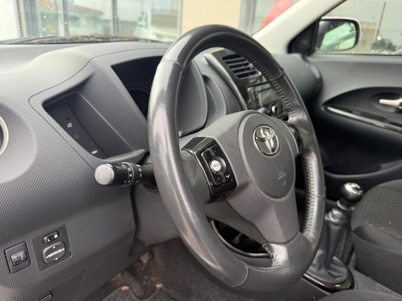 Toyota Urban Cruiser 1.4 D-4D AWD Lounge my12"