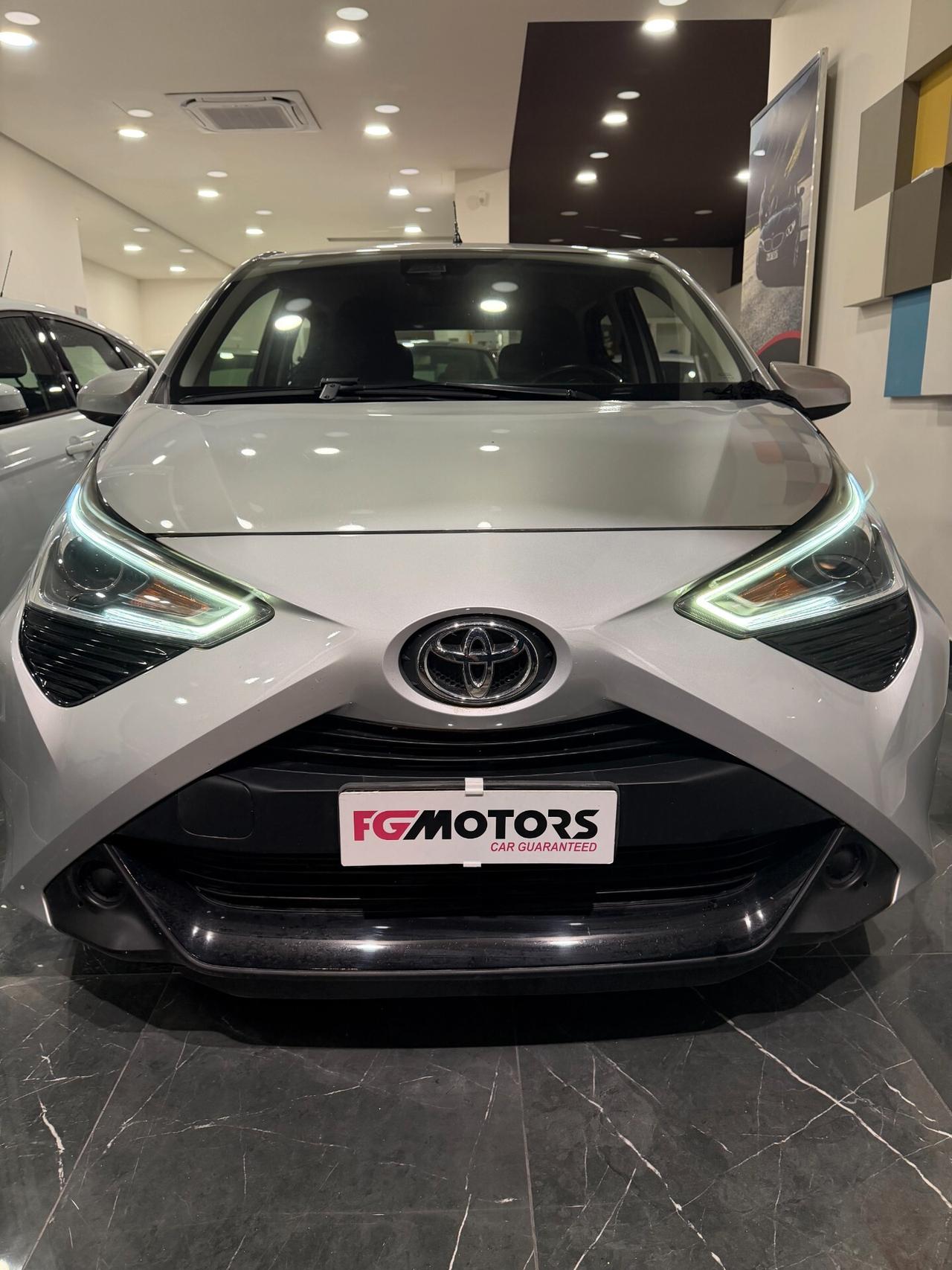 Toyota Aygo 1.0 VVT-i 72 CV 5 porte x-cool