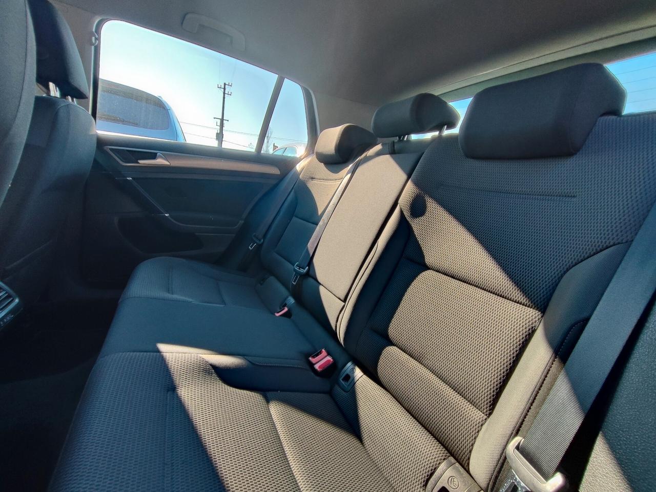 Volkswagen Golf 1.6 TDI 110 CV 5p. Highline BlueMotion Technology