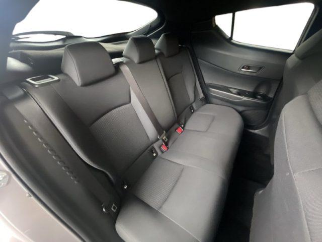 TOYOTA C-HR 1.8 Hybrid E-CVT Trend