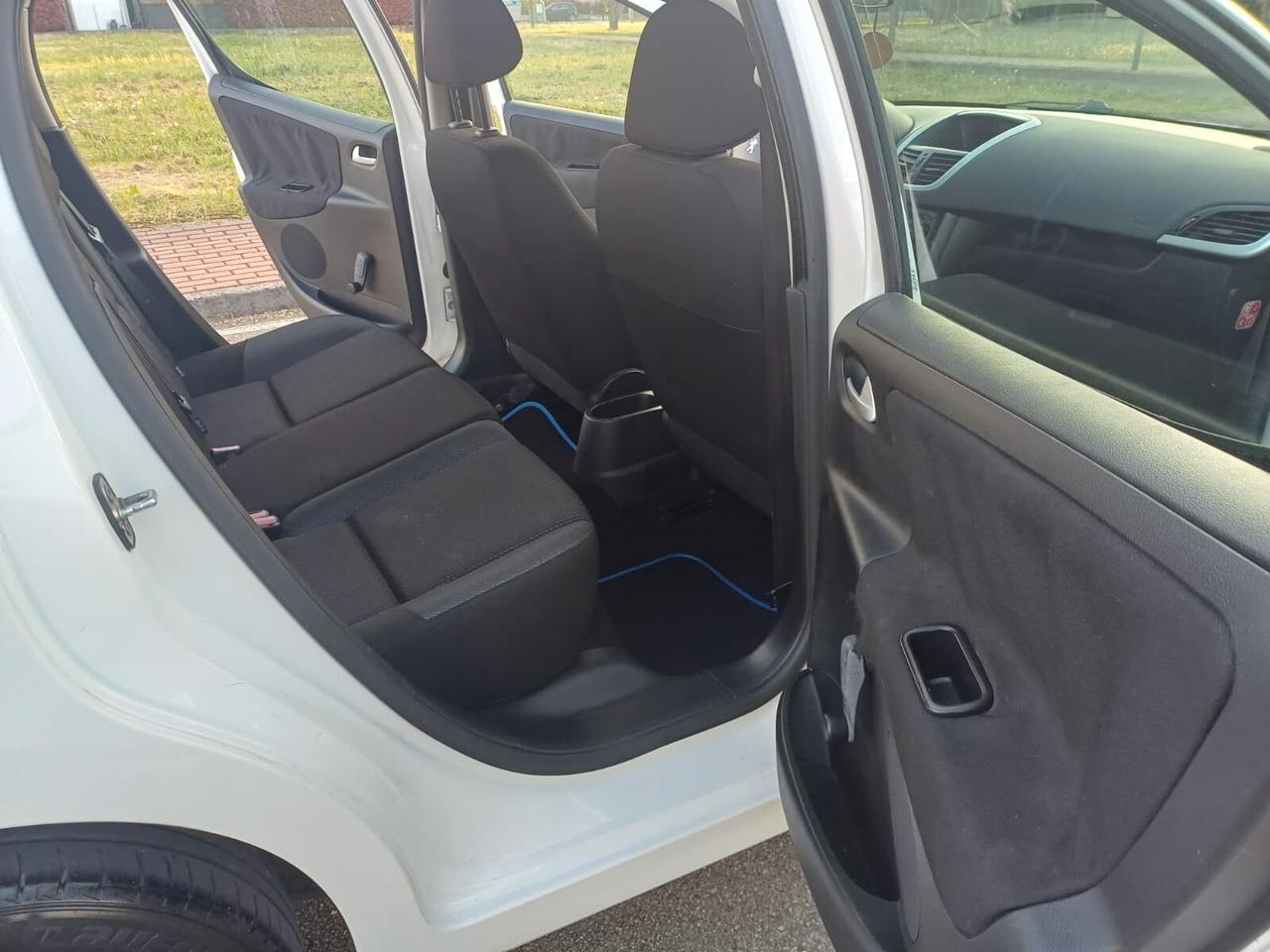 Peugeot 207 1.4 8V 75CV 5p. Energie Sport ECO GPL