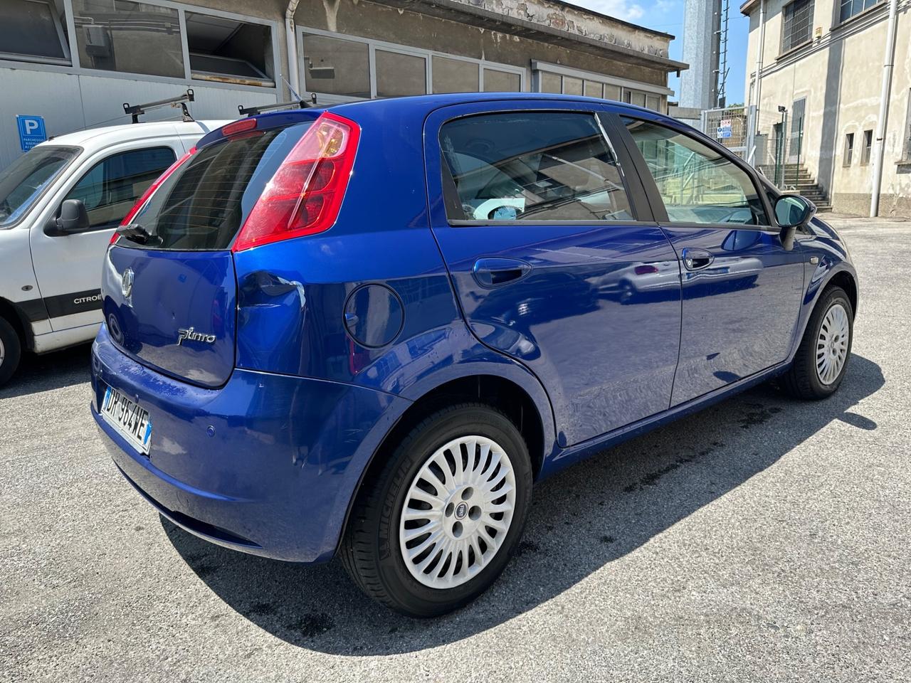 Fiat Grande Punto Grande Punto 1.2 - 5p BENZINA NEOPATENTATI