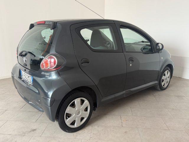 TOYOTA Aygo 1.0 12V VVT-i 5 porte Sol