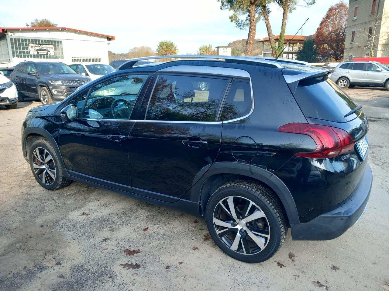 Peugeot 2008 BlueHDi 120 S&S Allure