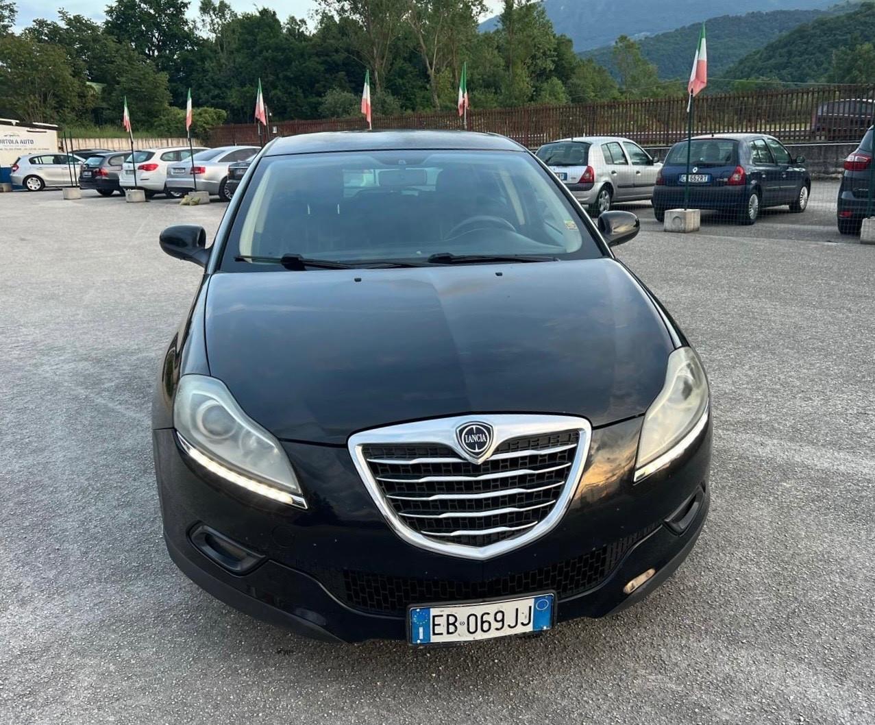Lancia Delta 1.6 MJT DPF Argento