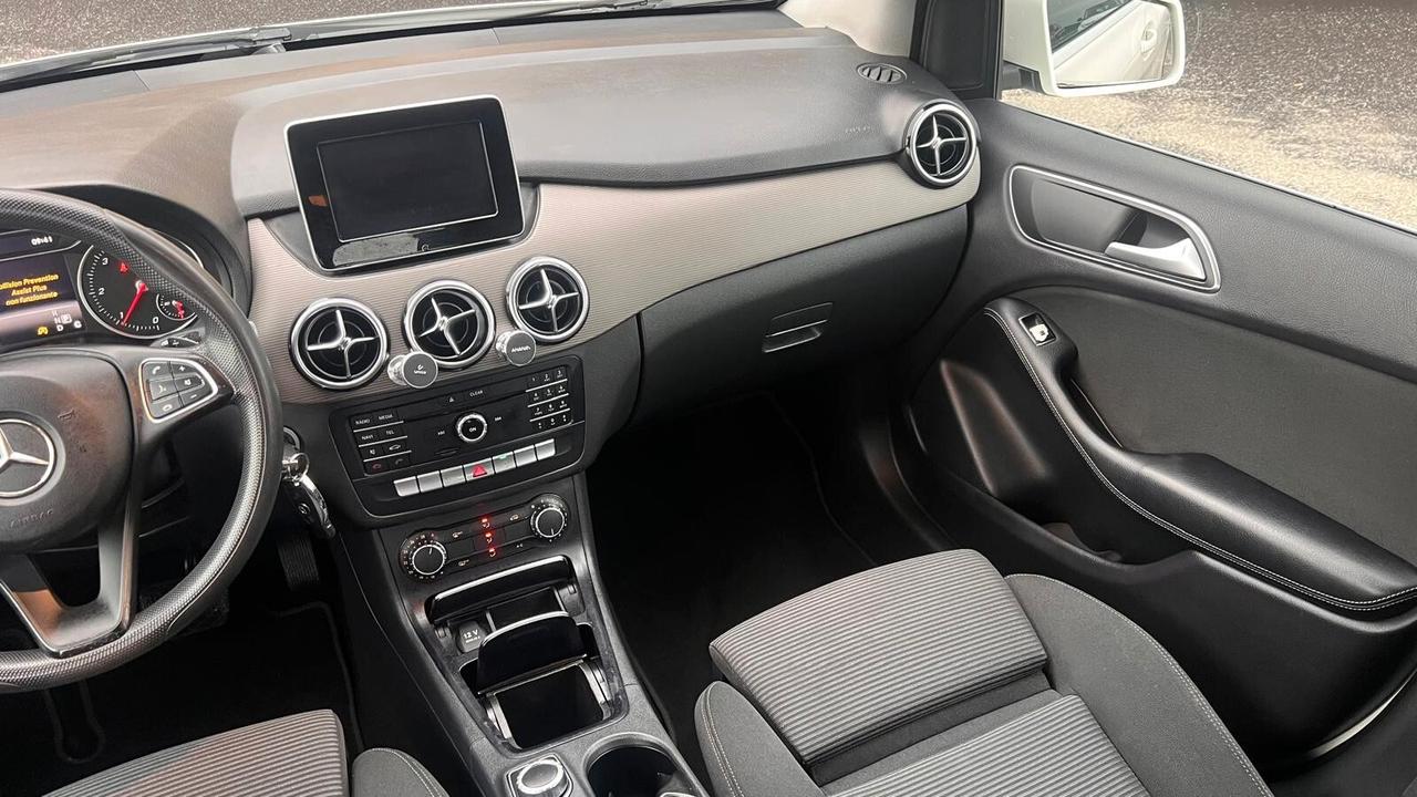 Mercedes-benz B 180 d Business