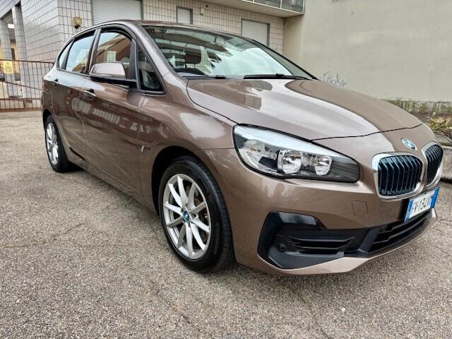 BMW 225 XE IBRIDA- ELETTR.-BENZINA iPerformance AUTOM. NAVI