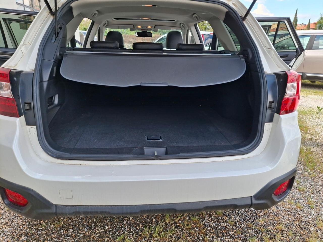 Subaru OUTBACK 2.0d Lineartronic Unlimited