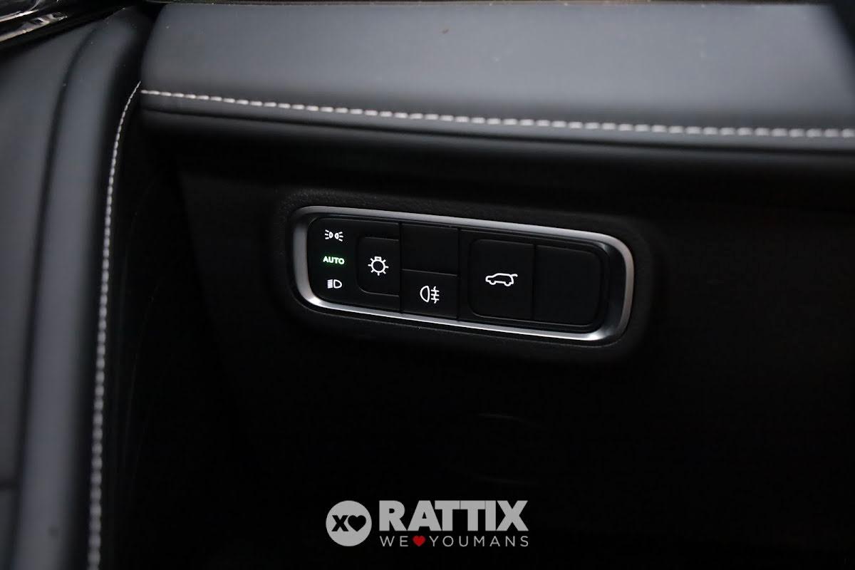 Omoda 5 SHS-H 1.5 t-GDI HEV Premium Auto + tetto apribile
