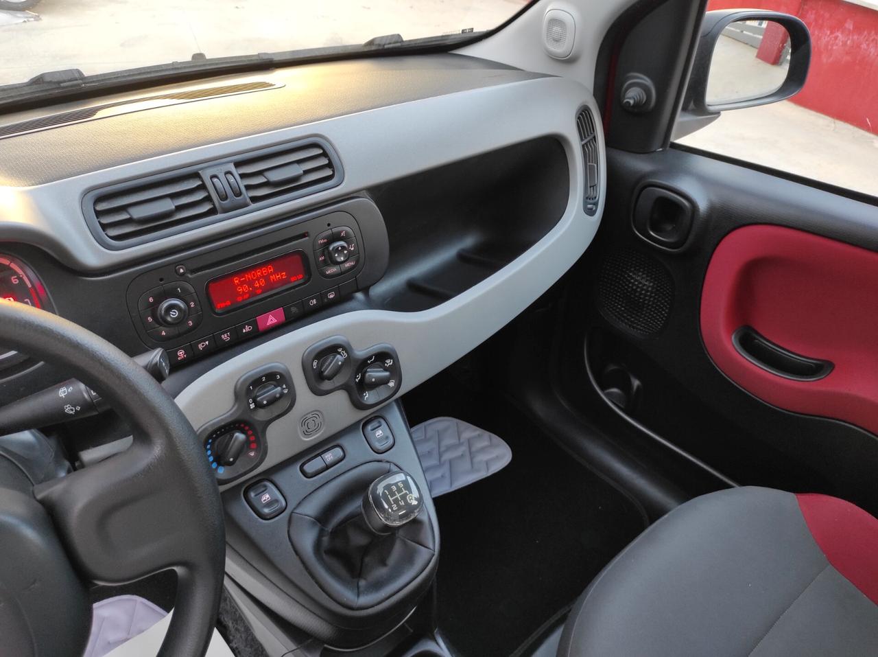 Fiat Panda 1.2 Benzina - 69cv NEOPATENTATI