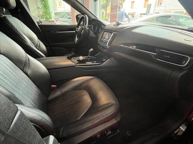 MASERATI LEVANTE 3.0 TDI 250CV V6 PELLE TOTALE AUTOMATICA