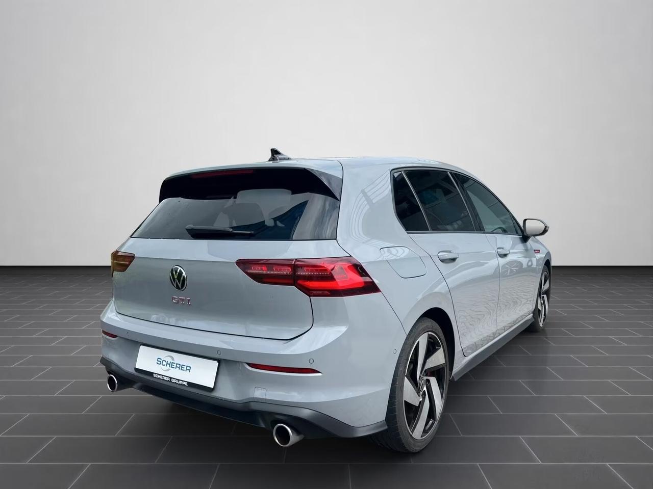 Volkswagen Golf 8 GTI 2.0 TSI GTI DSG