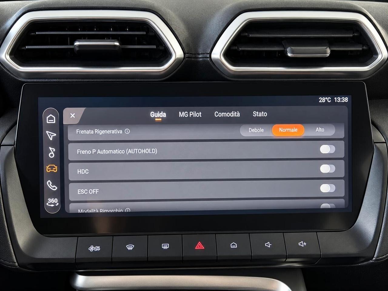 Mg ZS 1.5 Hybrid+ Luxury 102 cv