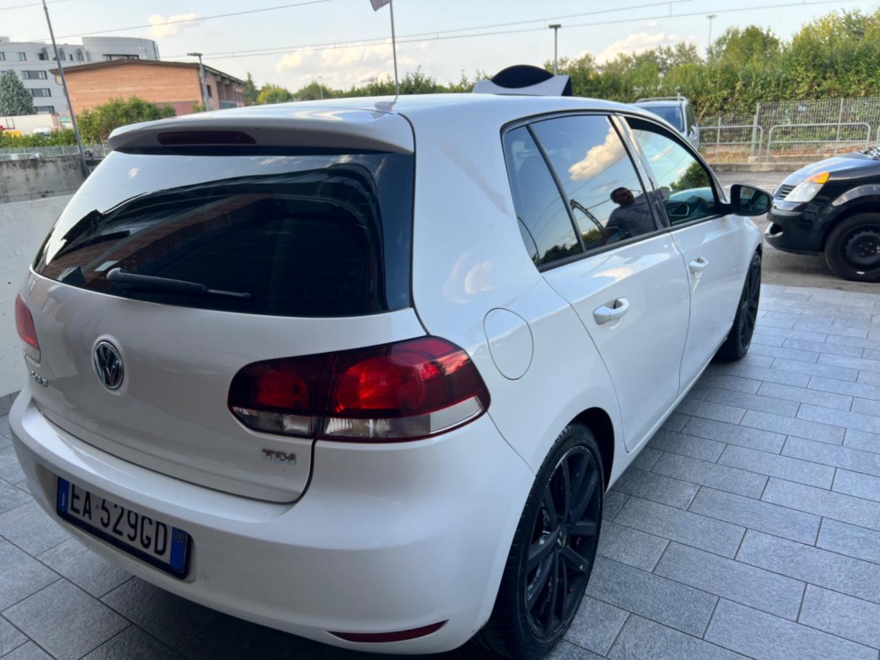 Volkswagen Golf 1.6 TDI DPF 3p. Highline