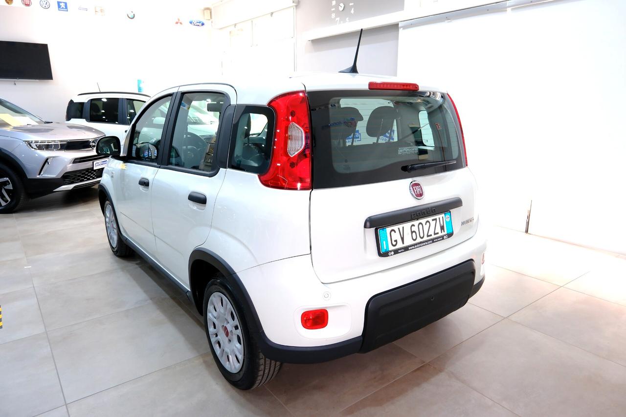 Fiat Panda Cross 1000 HYBRID 70cv CARPLAY