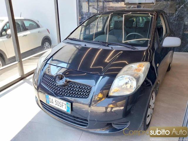 TOYOTA Yaris 1.3 3 porte