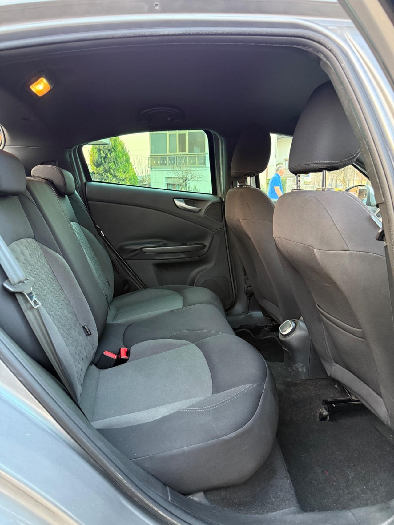 Alfa Romeo Giulietta 1.6 JTDm-2 105 CV Exclusive