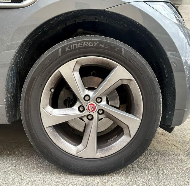 JAGUAR F-Pace 2.0 D 180 CV aut. R-Sport