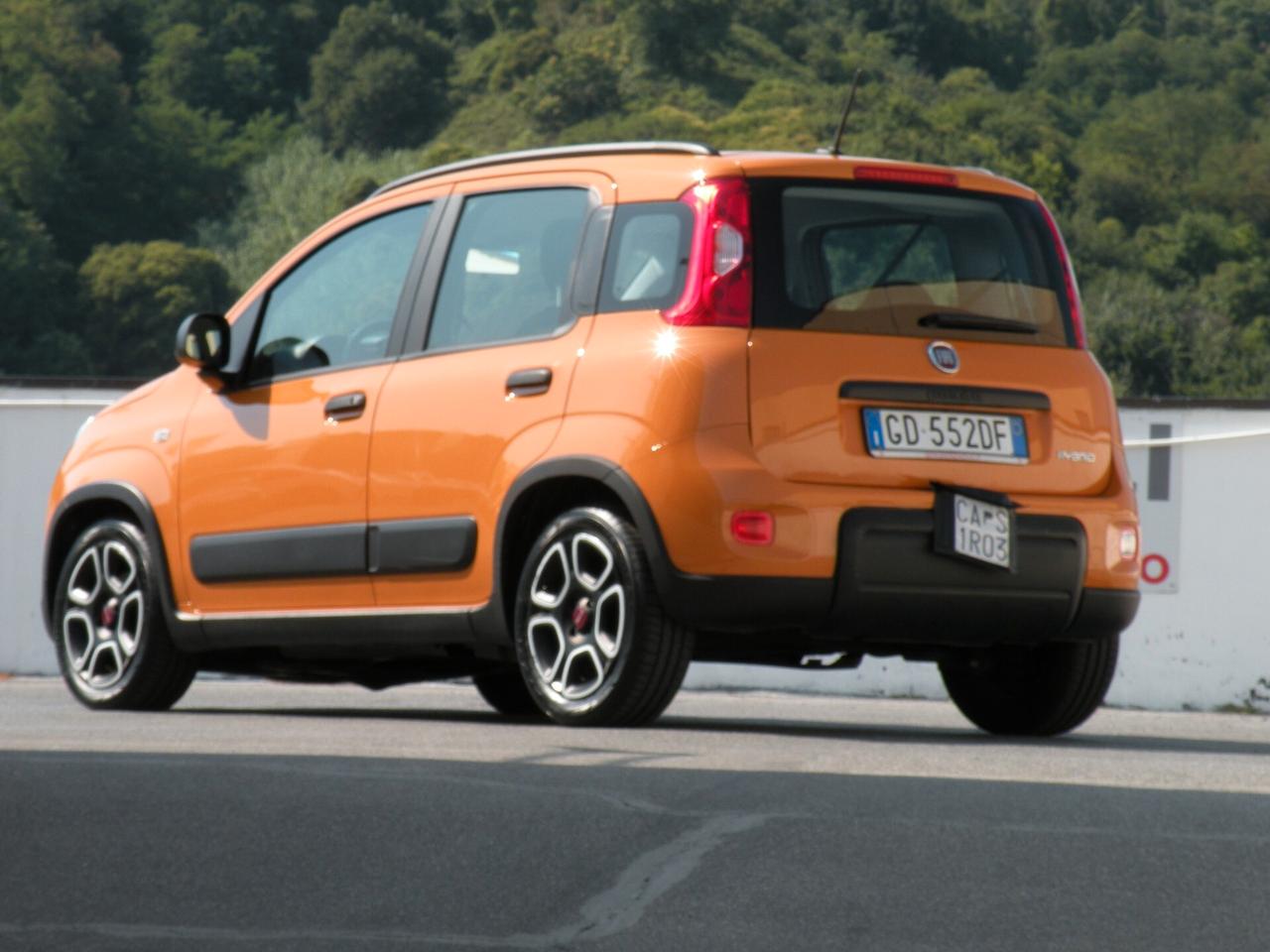 Fiat Panda 1.0 FireFly S&S Hybrid Sport 5 posti
