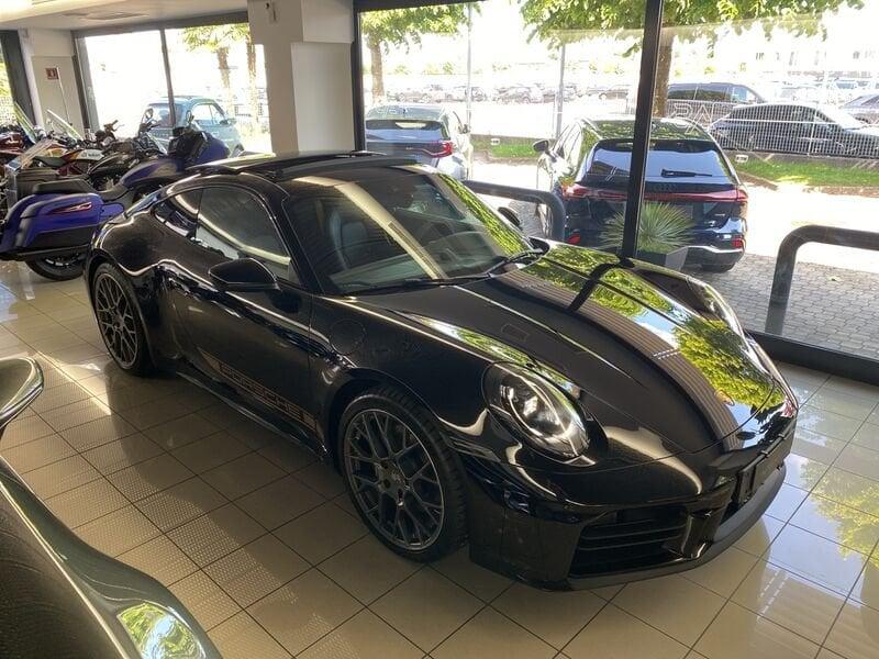 Porsche 911 Carrera (992.2)