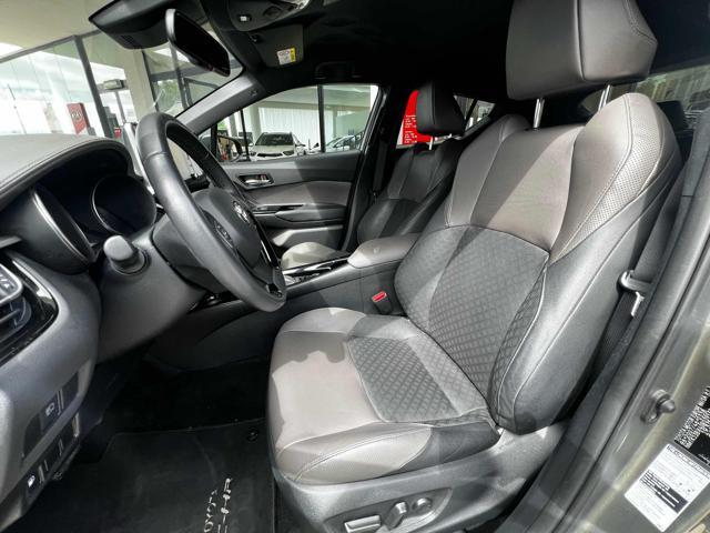 TOYOTA C-HR 2.0 Hybrid E-CVT Lounge