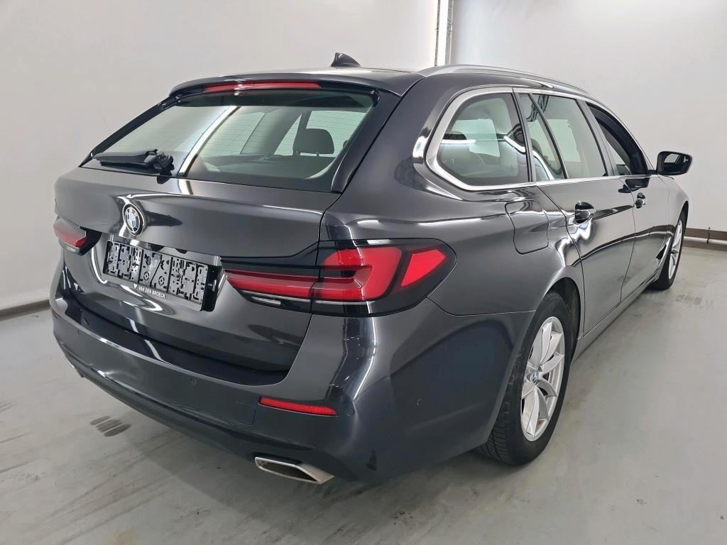 BMW 518D TOURING 136CV STEPTRONIC BUSINESS ADVANTAGE ( FARI LED - BMW DIGITAL COCKPIT - PELLE - AMBIENT LIGHTS - NAVI - MIRROR - PARK ASSISTANT - TELECAMERA POST. )