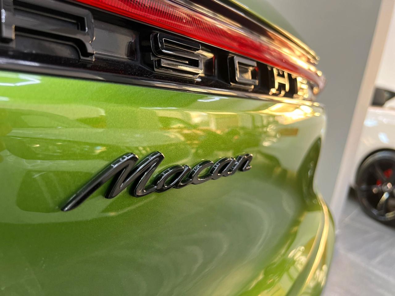 Porsche Macan 2.0 Python Green Iva Esposta