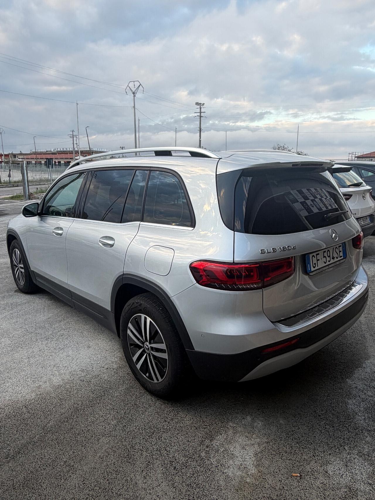 Mercedes-benz GLB 180 d Automatic Business