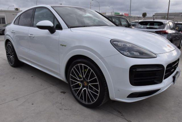PORSCHE Cayenne Coupé 3.0 E-Hybrid Platinum Edition *schermi,full*