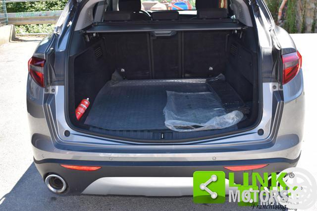 ALFA ROMEO Stelvio super business