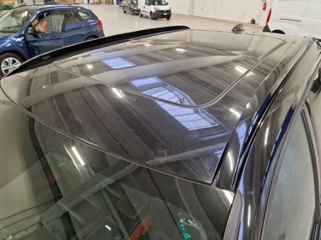 VOLVO XC40 D3 AWD Geartronic R-design