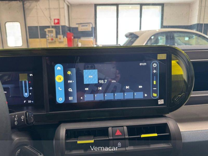 FIAT Grande Panda Benzina Benzina Icon ! R touch da 10,25" BT CAR PLAY!