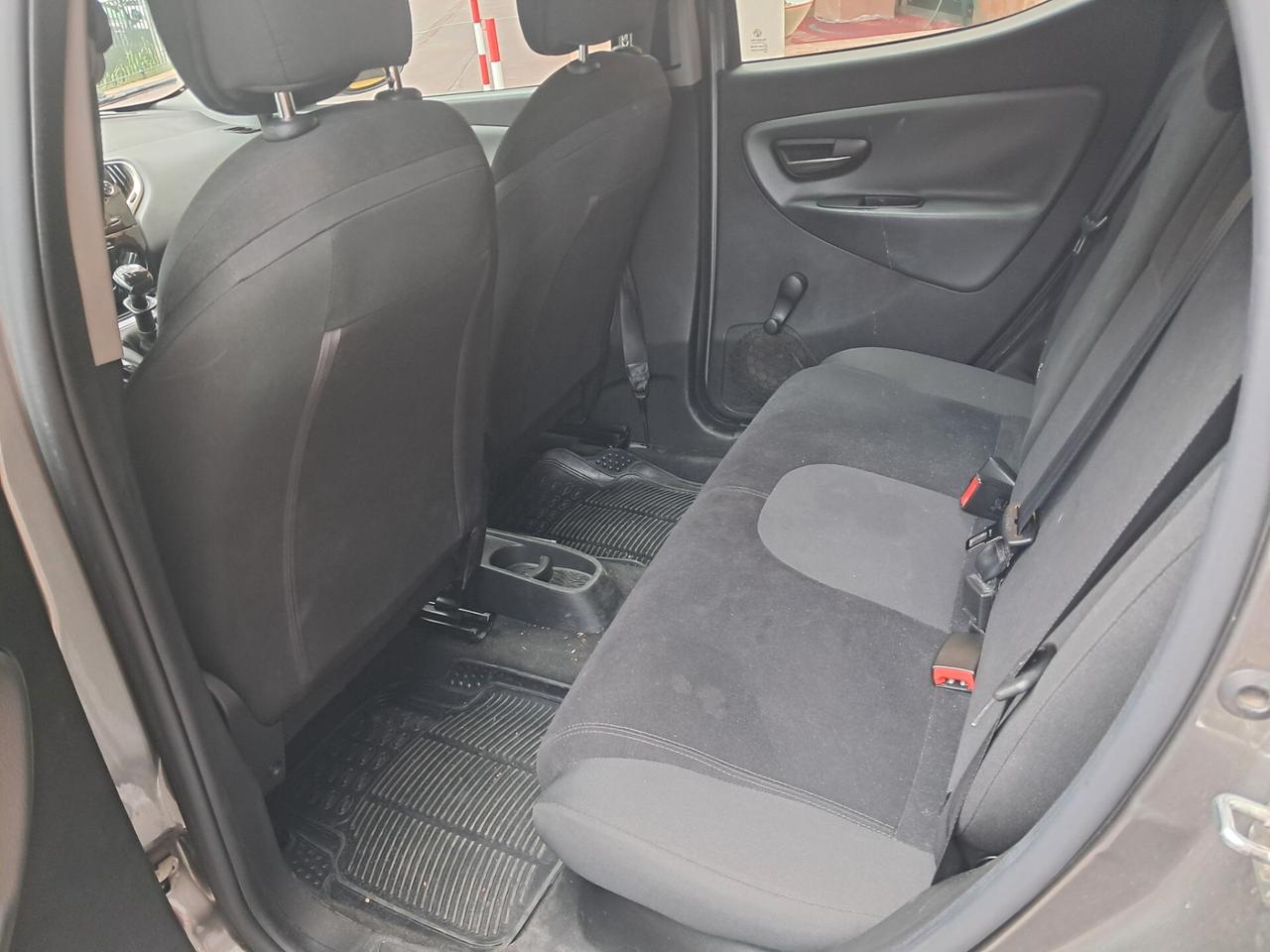 Lancia Ypsilon 1.2 69 CV 5 porte GPL Ecochic Gold