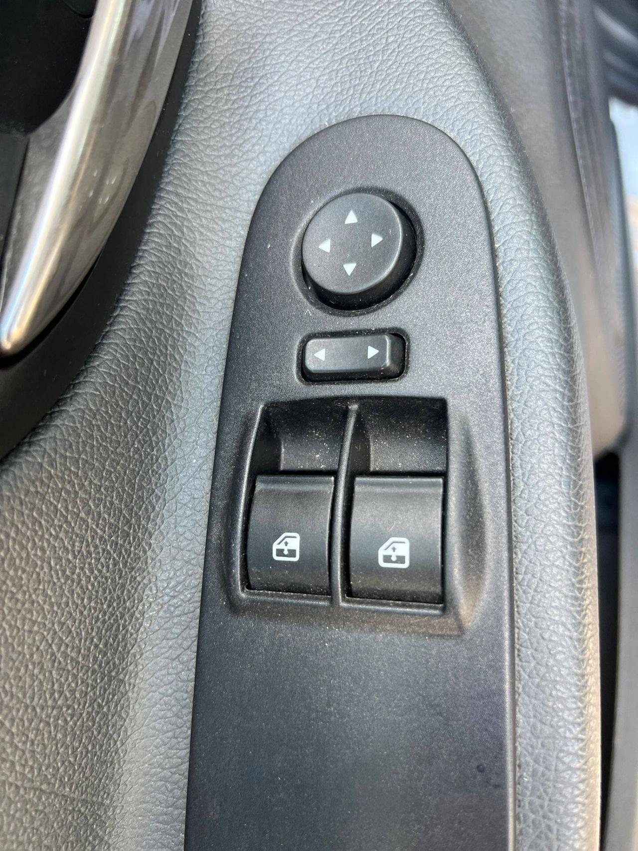 Lancia Ypsilon 1.3 MJT 16V 95 CV 5 porte S&S Elle