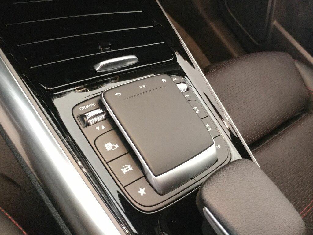 Mercedes GLA 200 200 Premium 7G-DCT