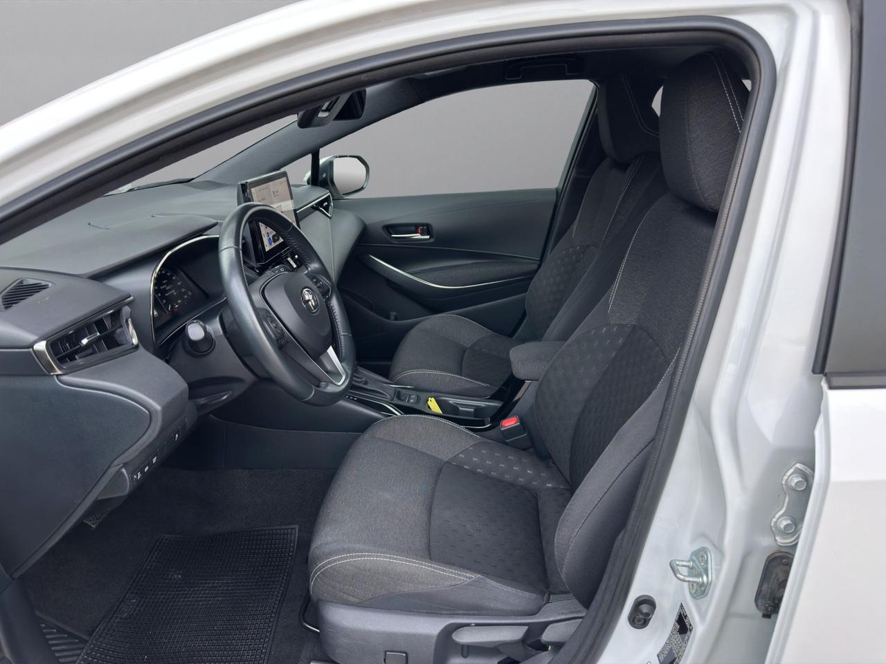 Toyota Corolla Touring Sports 1.8h Active auto