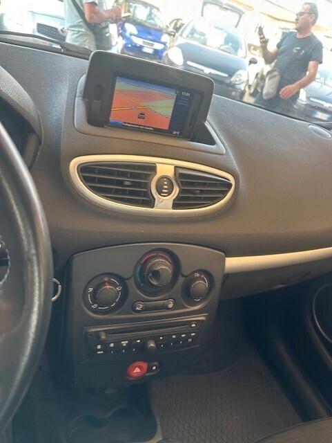 RENAUTL CLIO 12/2009 GPL NAVIGATORE, COMANDI AL VOLANTE...