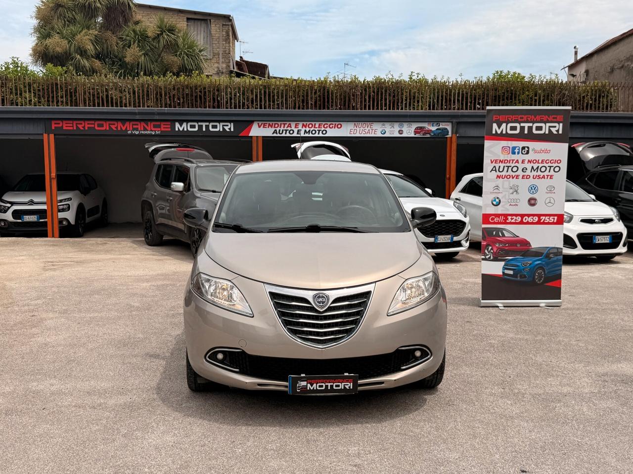 Lancia Ypsilon 1.2 69 CV 5 porte S&S Gold