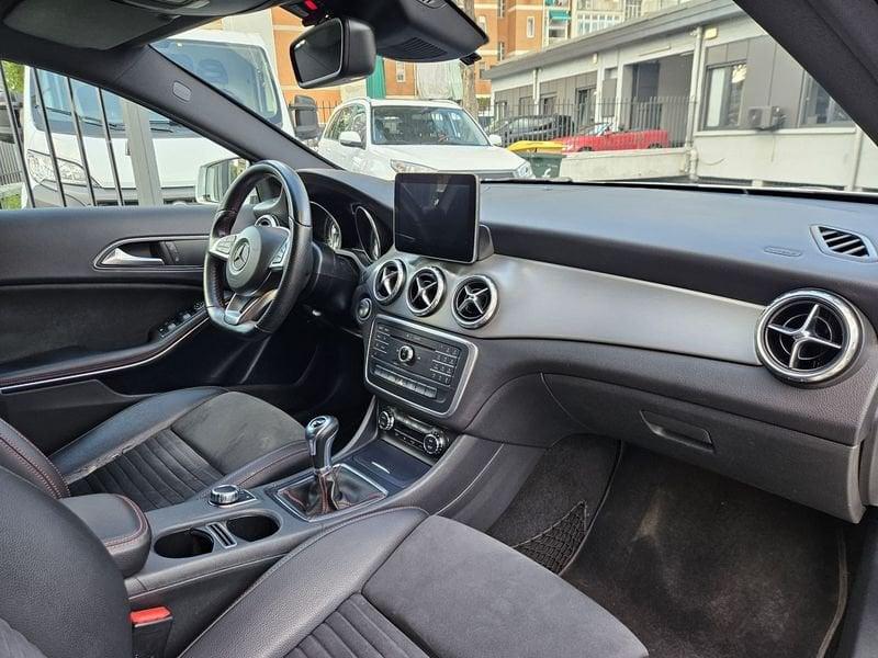 Mercedes-Benz GLA GLA 200 Premium