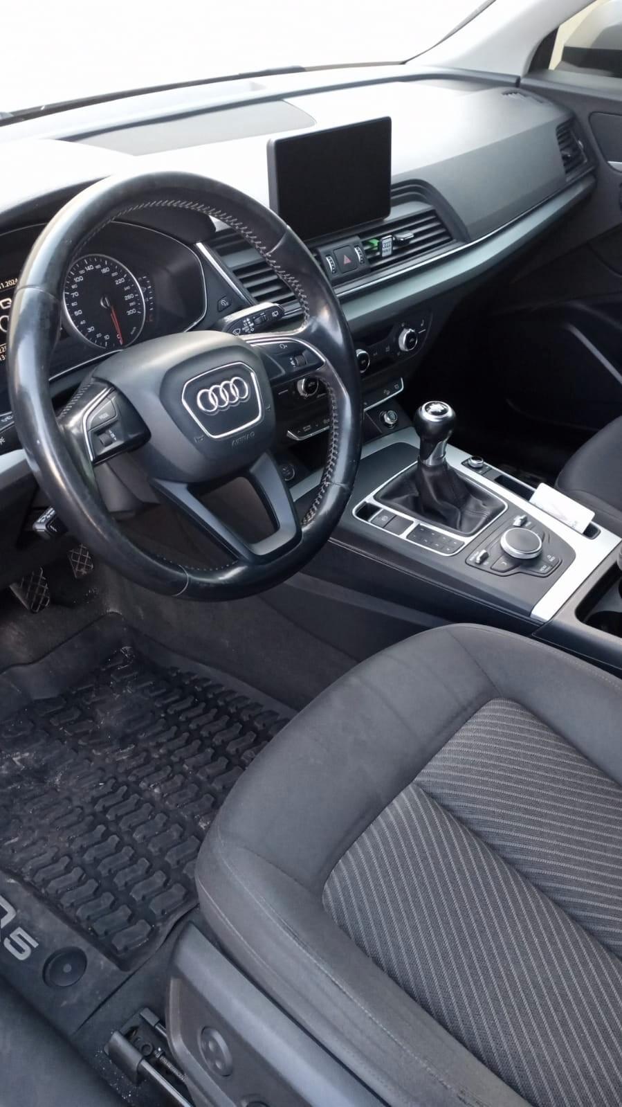 Audi Q5 2.0 TDI 150 CV Business