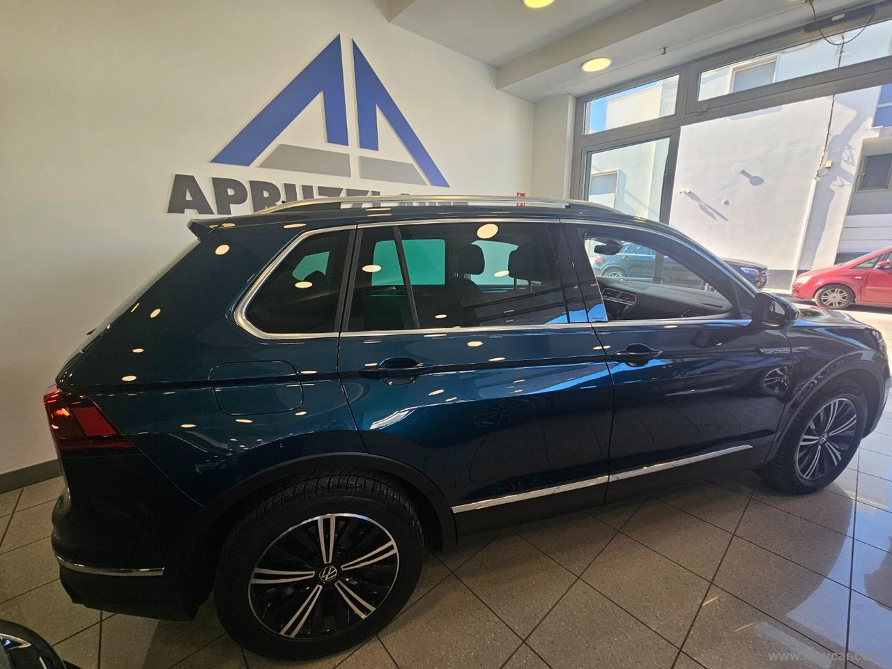 VOLKSWAGEN Tiguan 2.0 TDI 150CV SCR DSG Life
