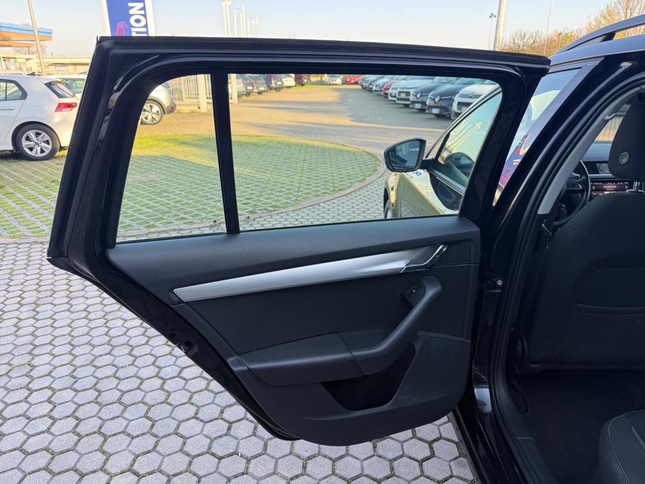 Skoda Octavia 1.5 DSG Wagon Ambition G-Tec OK NEOPATENTATI