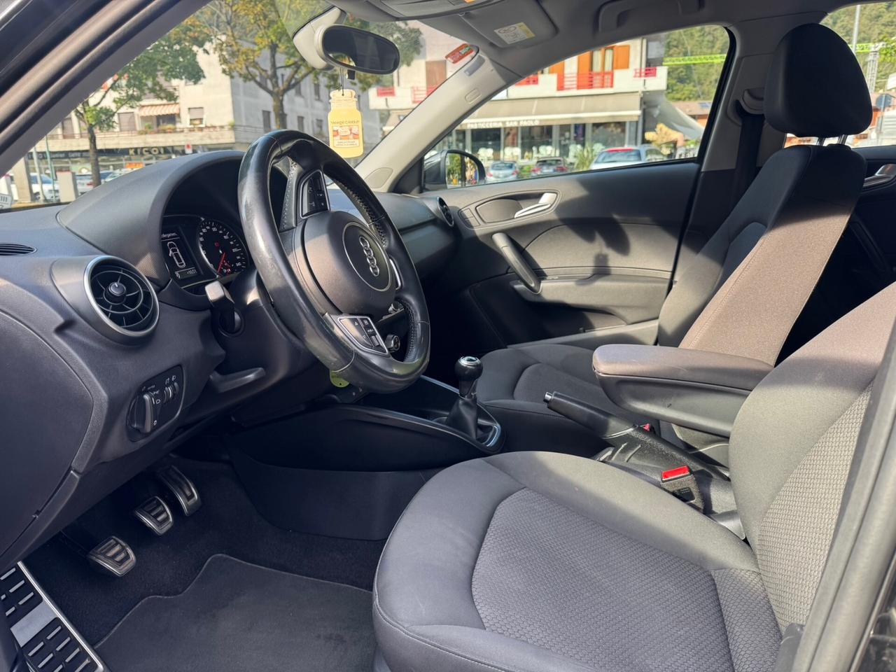 Audi A1 SPB 1.4 TDI S-LINE