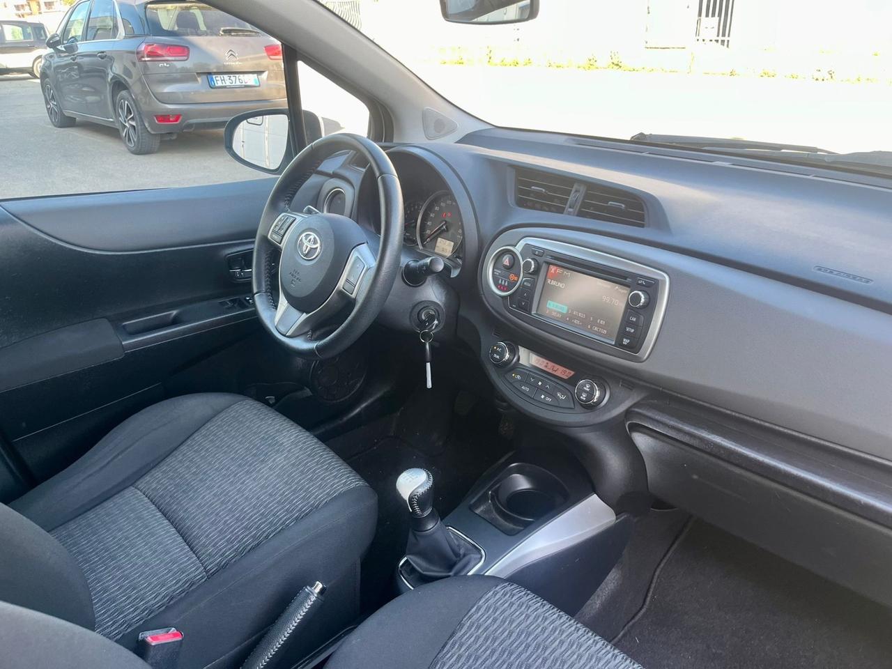 Toyota Yaris 1.0benz 2013 92.000km perfetta