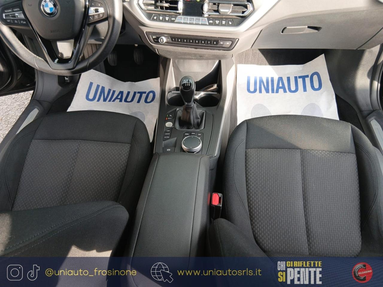 Bmw 118 118d 5p. Advantage