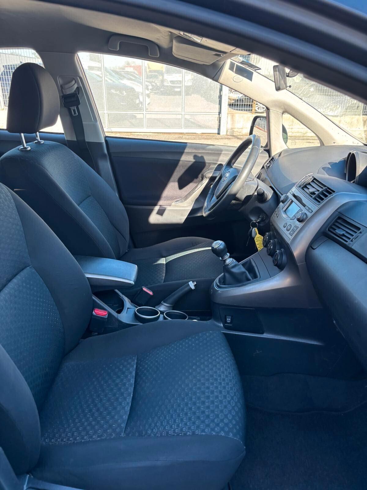 Toyota Verso 1.6 Sol CON SOLI 91.900 KM CERTIFICATI TOYOTA UNICO PROPRIETARIO, 5 posti