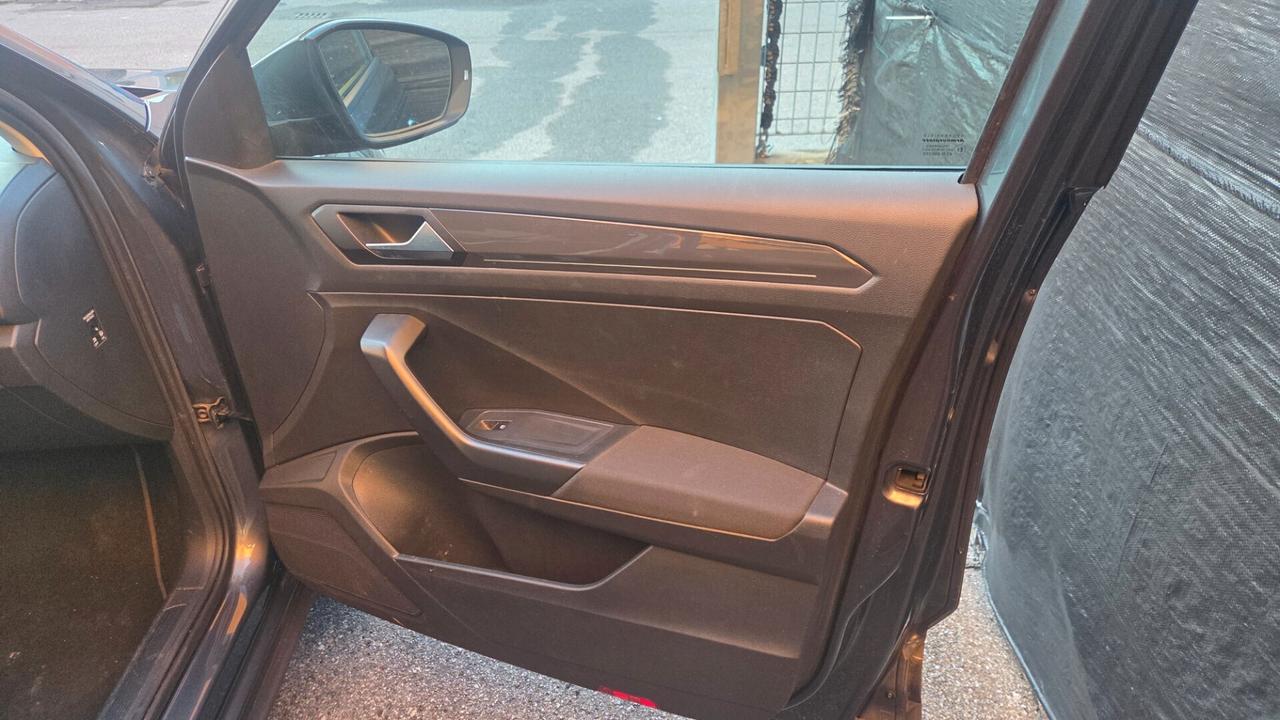 Volkswagen T-Roc 2.0 TDI SCR 4MOTION Advanced BlueMotion Technology