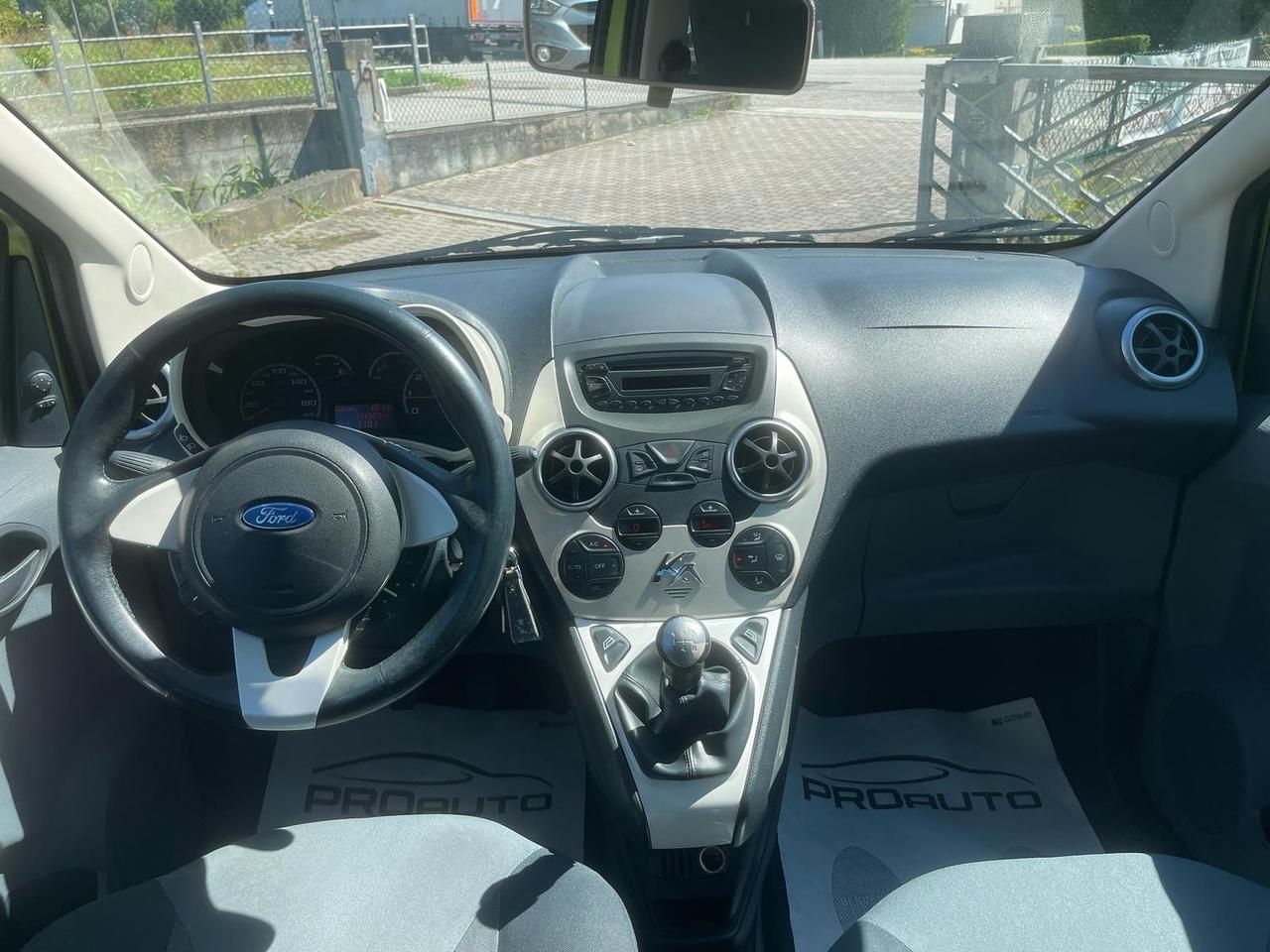 Ford Ka 1.2 8V 69CV Titanium GPL