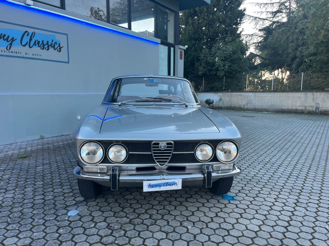 Alfa Romeo GT 1750